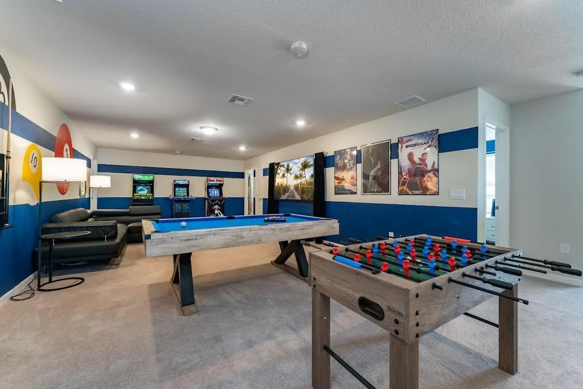 Vila Wonderful New 8Br W Pool Arcades Movie Theater Davenport 0*,